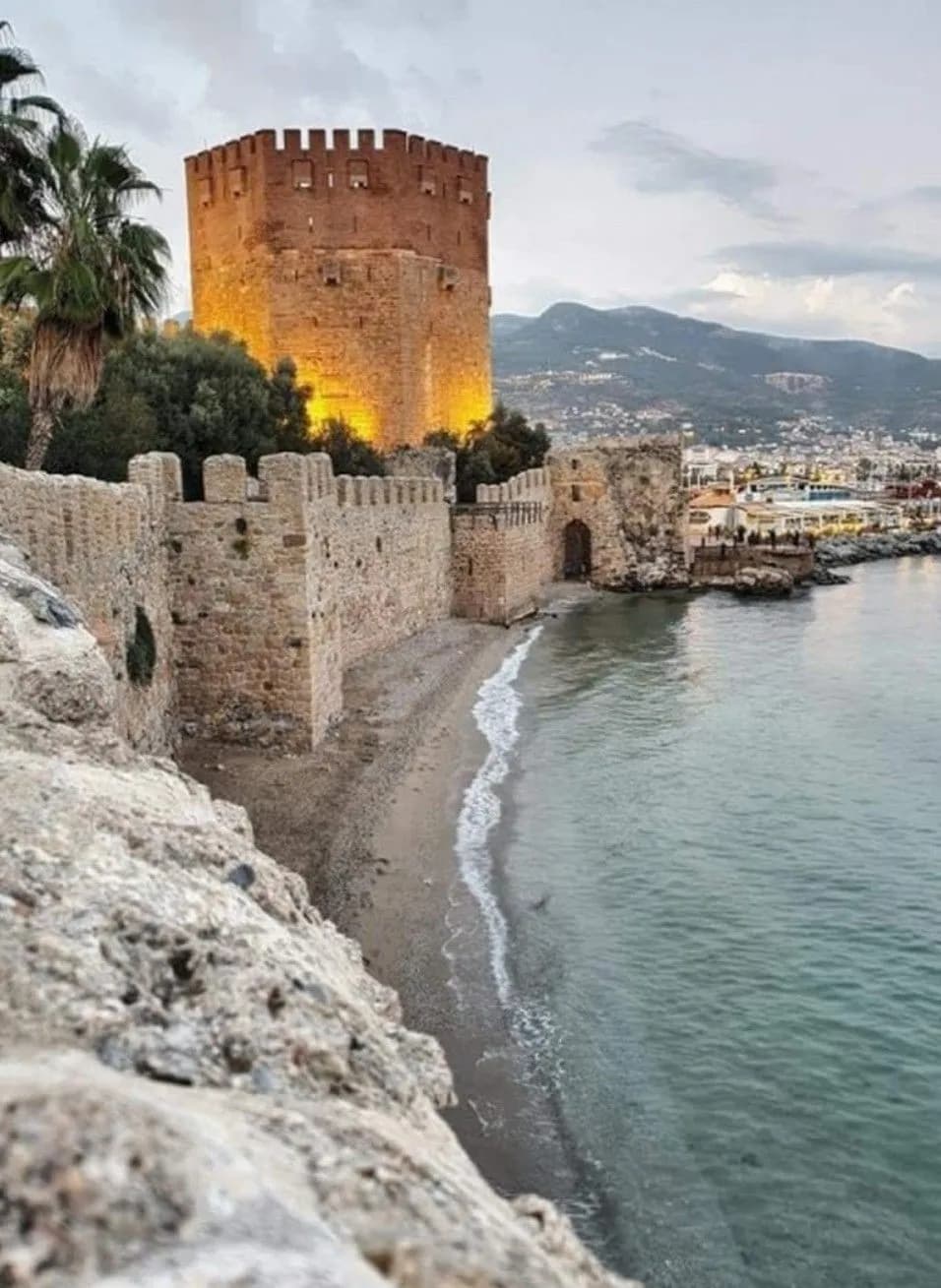 Gazipaşa Havalimanı-Private - Alanya-Private transfer